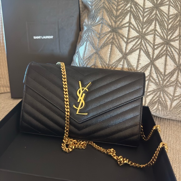 Saint Laurent Purse - Picture 1 of 3